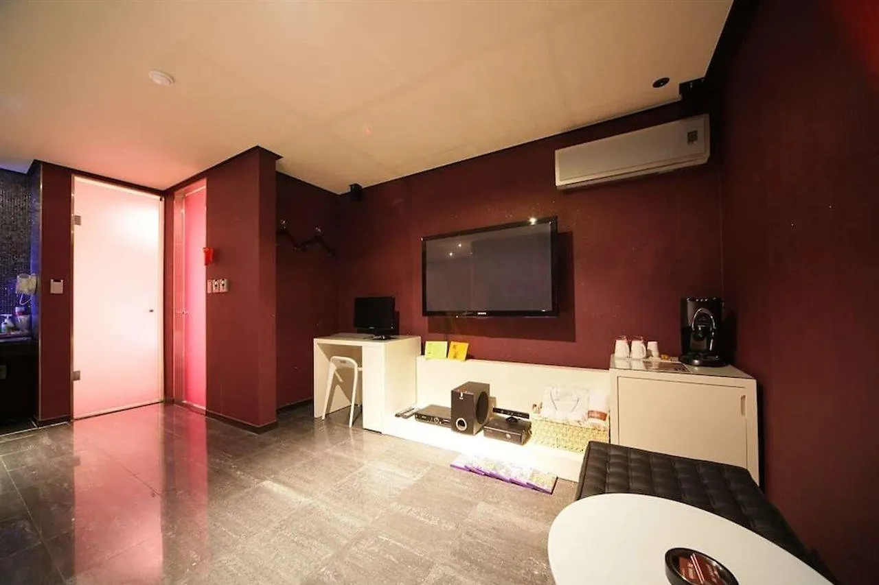At Noon Hotel Shinchon Seoul Sydkorea